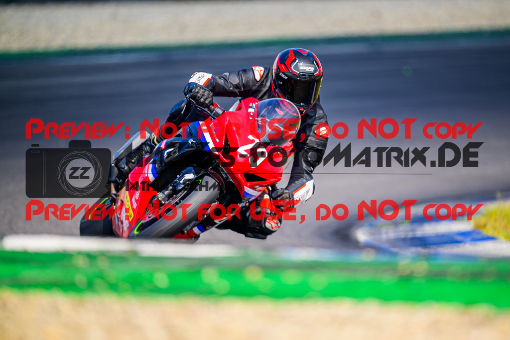 MaZZes_Fotomatrix_20250816_6007705_2734 | WEISS