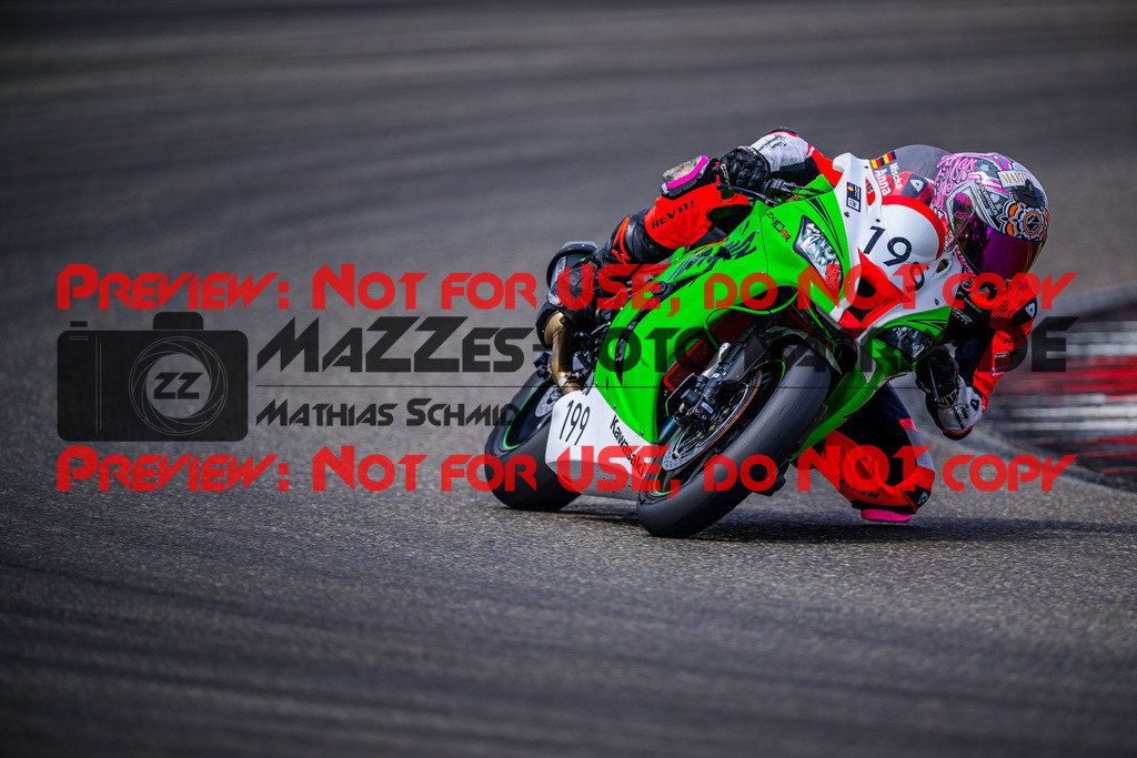 MaZZes_Fotomatrix_20250527_6007705_9645 | WEISS