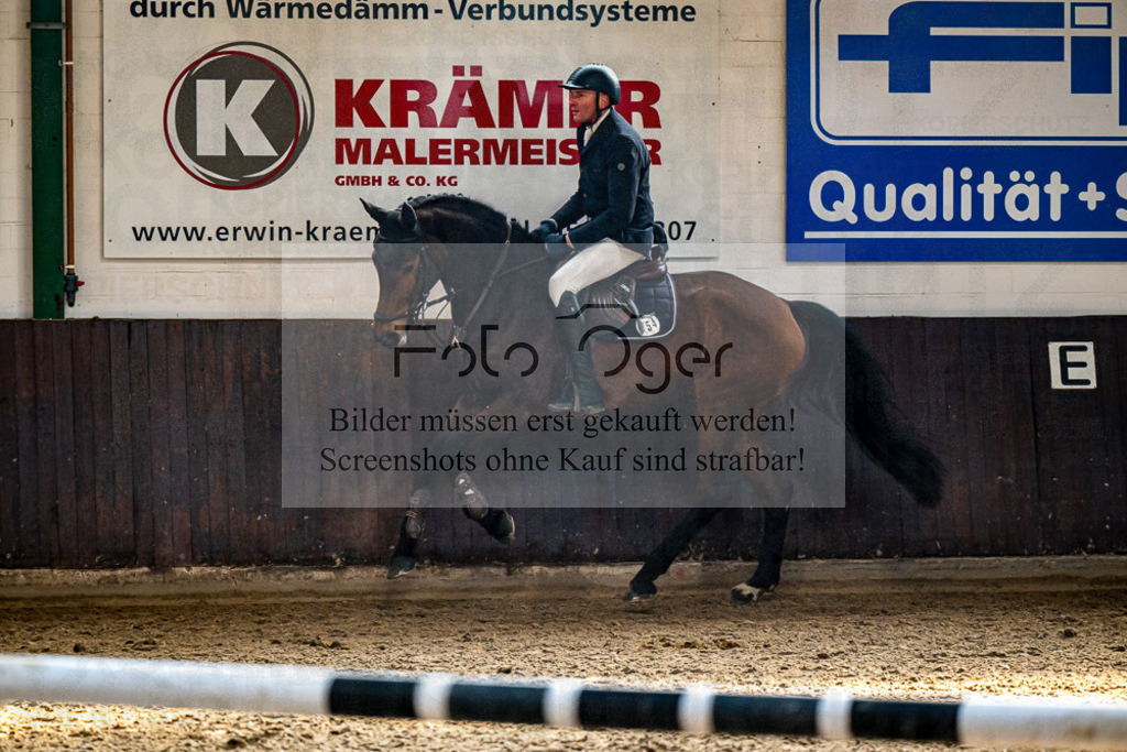 20240308-DOS_3224 | Entdecke hochwertige Reitturnierfotos von Foto Oger. Professionell, emotional und authentisch – jetzt Lieblingsmomente im Shop bestellen.Deutschlandweite Turnierfotografie. - Realisiert mit Pictrs.com