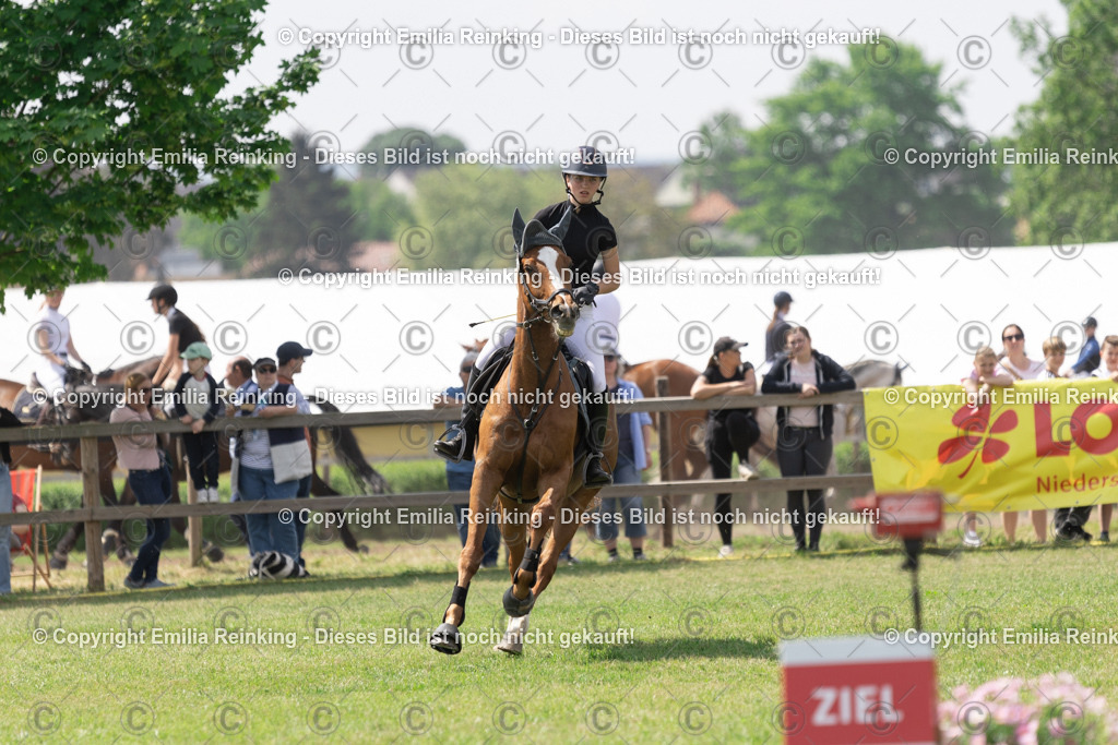 CL5A2911 | Emilia Reinking Fotografie - Realisiert mit Pictrs.com