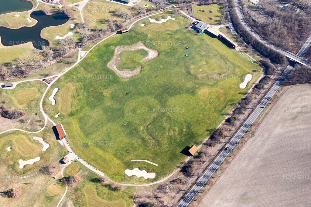 Luftbild: Clubhaus des Gelände des Golfplatz Golfplatz Kurpfalz in Limburgerhof in Schifferstadt im Bundesland Rheinland-Pfalz in Deutschland. Foto: IMG_112828.jpg vom 27.02.2019 durch Werner Riehm/FLY-FOTO.de