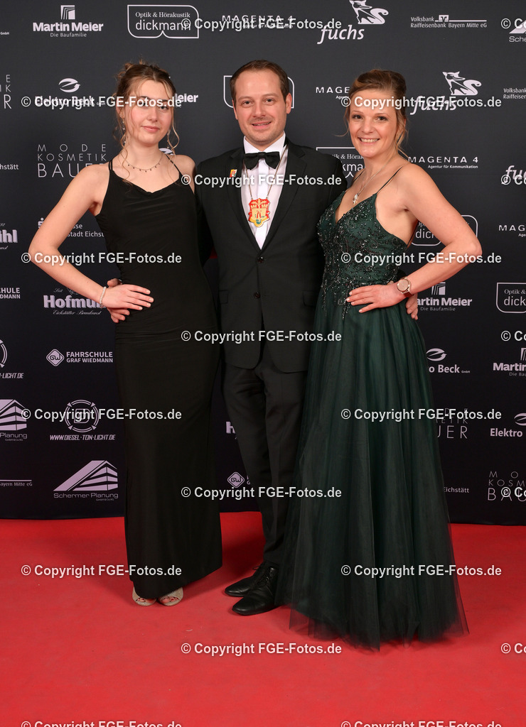 20250208-fge-hofball-0359 | Hofball der FGE am 08.02.2025 im Alten Stadttheater in Eichstätt. - Realisiert mit Pictrs.com