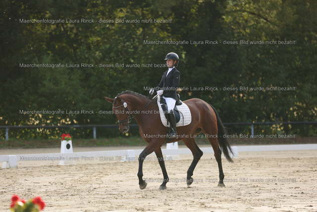 HG9A7398 | laurarinckfotografie - Realisiert mit Pictrs.com