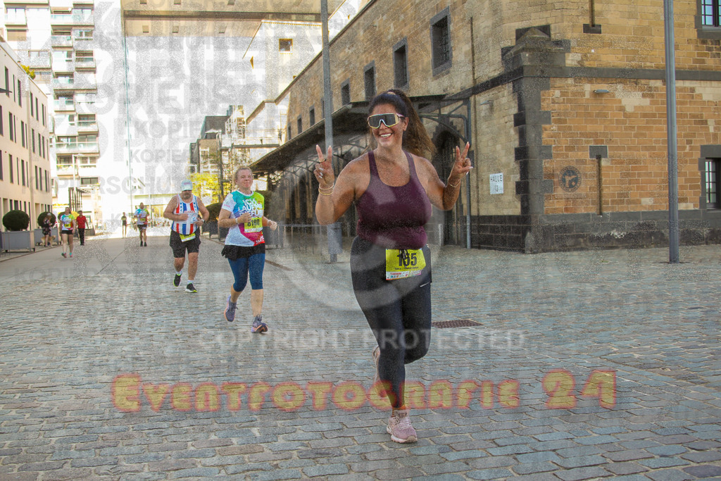 240921_1334_EV4_8690 | Sportfotografie im Rhein-Sieg Kreis, Köln, Bonn, NRW, Rheinland Pfalz, Hessen, etc. Unser Tätigkeitsfeld umfasst den Laufsport vom Volkslauf über den Marathon, Duathlon, Triathon bis zum Ultralauf wie Kölnpfad Ultra oder Schindertrail.