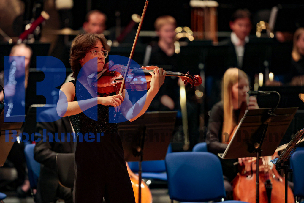 Maerkisches Jugendsinfonieorchester (MJO) {date} -  | {headline}(Foto: Sebastian Sendlak / BOND) - Realisiert mit Pictrs.com