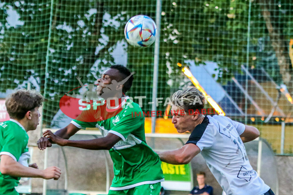 SV Donau - FC Lendorf 0-0, Kärntner Liga 3. Runde | Boyo Jarjue (SV Donau Klagenfurt #14) Sandro Morgenstern (FC Lendorf #13) SV Donau - FC Lendorf 0-0 am 12.08.2023 in Klagenfurt
(Sportplatz SV Donau), Austria, (Photo by Ernst Krawagner sport-fan.at) - Realisiert mit Pictrs.com