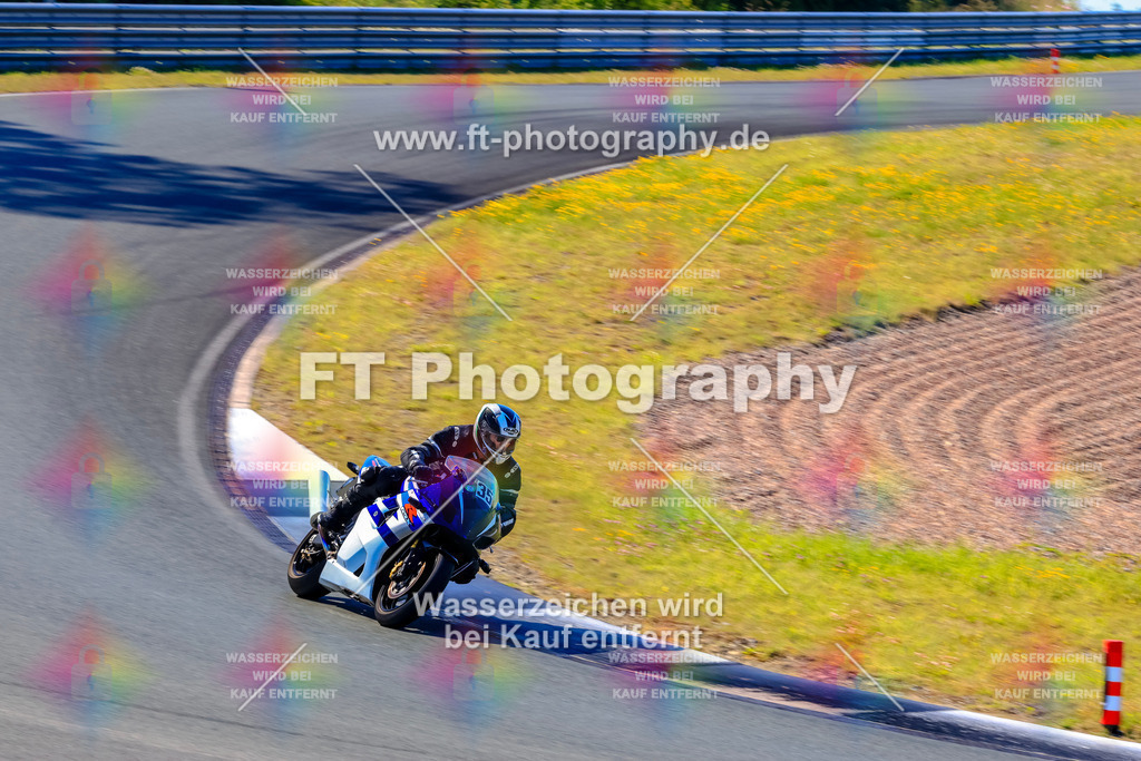 _TCM5498 | Hier findet Ihr Bilder von Touristenfahrten auf der Nürburgring Nordschleife oder von anderen Veranstaltungen die ich besucht habe. Viel Spass beim Durch Schauen 