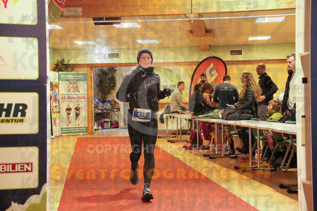 241208_1201_EX1_7164 | Sportfotografie im Rhein-Sieg Kreis, Köln, Bonn, NRW, Rheinland Pfalz, Hessen, etc. Unser Tätigkeitsfeld umfasst den Laufsport vom Volkslauf über den Marathon, Duathlon, Triathon bis zum Ultralauf wie Kölnpfad Ultra oder Schindertrail.