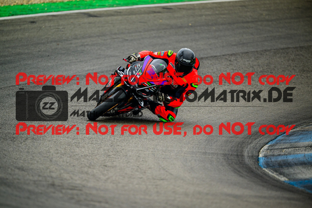 MaZZes_FotoMatrix_240614_6007705_5454 | WEISS