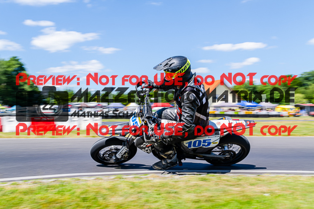 MaZZes_FotoMatrix_220702_1943 | S3