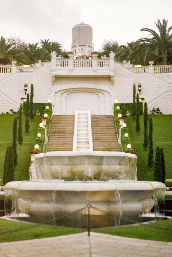 Haifa, Israel | Online Shop für Christen: Christliche Poster XXL, Plakate, Wandbilder als Leinwand & christliche Postkarten, Kalender, Sticker & Lizenzen zum Download. Die Kunstwerke im christliche Geschenke Shop zeigen die Jahreslosung 2025, Gott, Jesus & mehr.