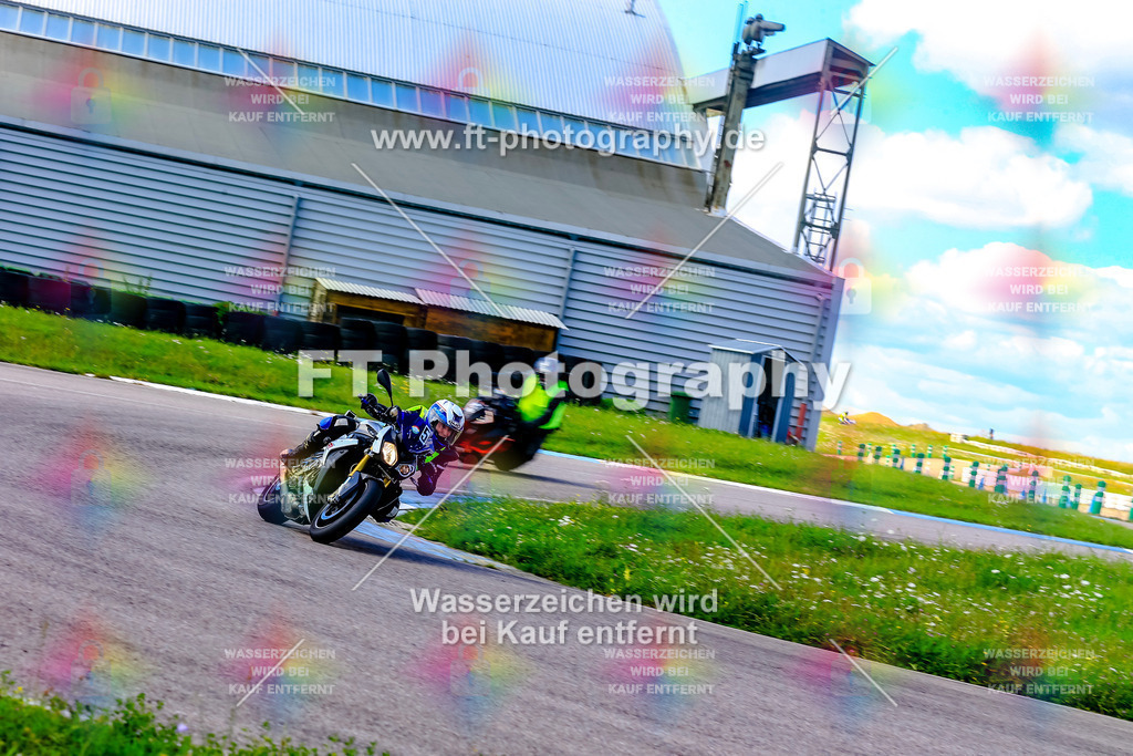 005-6208 | Hier findet Ihr Bilder von Touristenfahrten auf der Nürburgring Nordschleife oder von anderen Veranstaltungen die ich besucht habe. Viel Spass beim Durch Schauen 