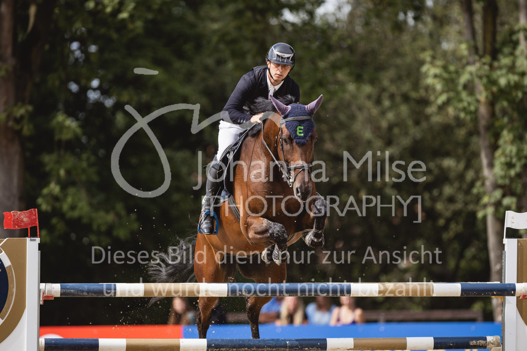 230827_Delbrueck_GrosserPreis-524 | Deine schönsten Turniermomente als professionelle Fotos! Entdecke hochwertige Pferdesport-Fotografie im Online-Shop. Jetzt Fotos finden & bestellen!