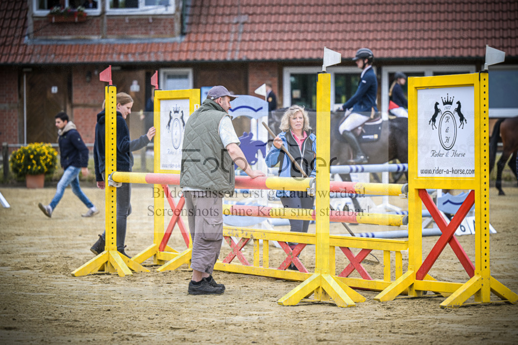 DOS_4345 | Entdecke hochwertige Reitturnierfotos von Foto Oger. Professionell, emotional und authentisch – jetzt Lieblingsmomente im Shop bestellen.Deutschlandweite Turnierfotografie. - Realisiert mit Pictrs.com