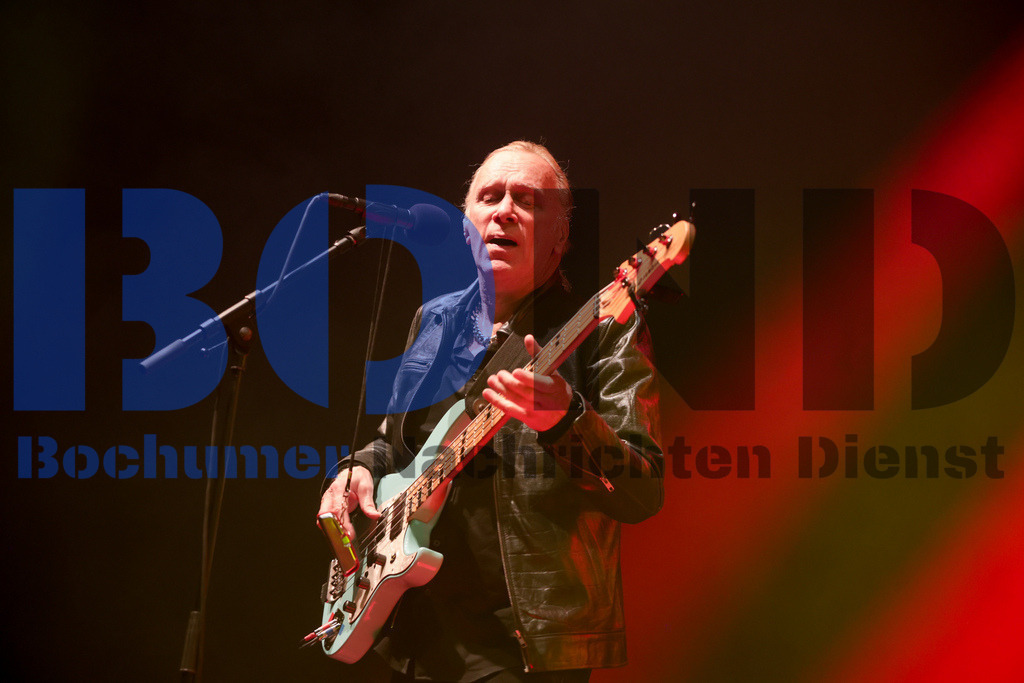 Zeltfestival Ruhr 2024 - Mr. Big  {date} -  | {headline}(Foto: Sebastian Sendlak / BOND) - Realisiert mit Pictrs.com