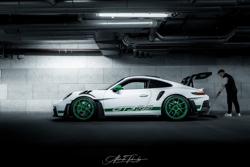 911 Porsche 911 GT3 RS | Entdecken Sie die faszinierende Welt von Alexander Tschuncky Arts: Kreative Fotografie, atemberaubende Automobilkunst und hochwertiger Bilderdruck. Lassen Sie sich inspirieren! - Realisiert mit Pictrs.com