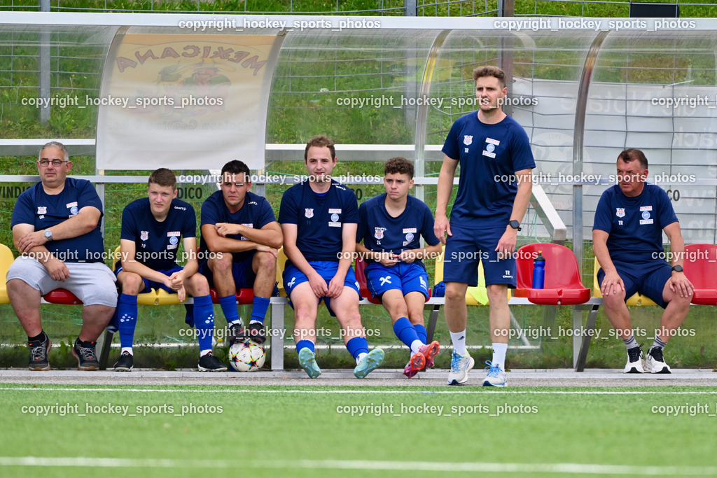 SV Spittal vs. UNION Matrei | Spielerbank Union Matrei, Asisstentcoach Union Matrei Harald Panzl, Headcoach UNION Matrei Christoph Bernsteiner, SV Spittal vs. UNION Matrei, SV Spittal vs. UNION Matrei am 17.08.2025 in Spittal an der Drau (Goldeck Stadion), Austria, (Photo by Bernd Stefan)