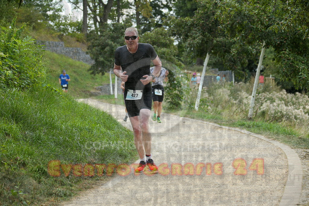 250824_1408_EX1_5092 | Sportfotografie im Rhein-Sieg Kreis, Köln, Bonn, NRW, Rheinland Pfalz, Hessen, etc. Unser Tätigkeitsfeld umfasst den Laufsport vom Volkslauf über den Marathon, Duathlon, Triathon bis zum Ultralauf wie Kölnpfad Ultra oder Schindertrail.