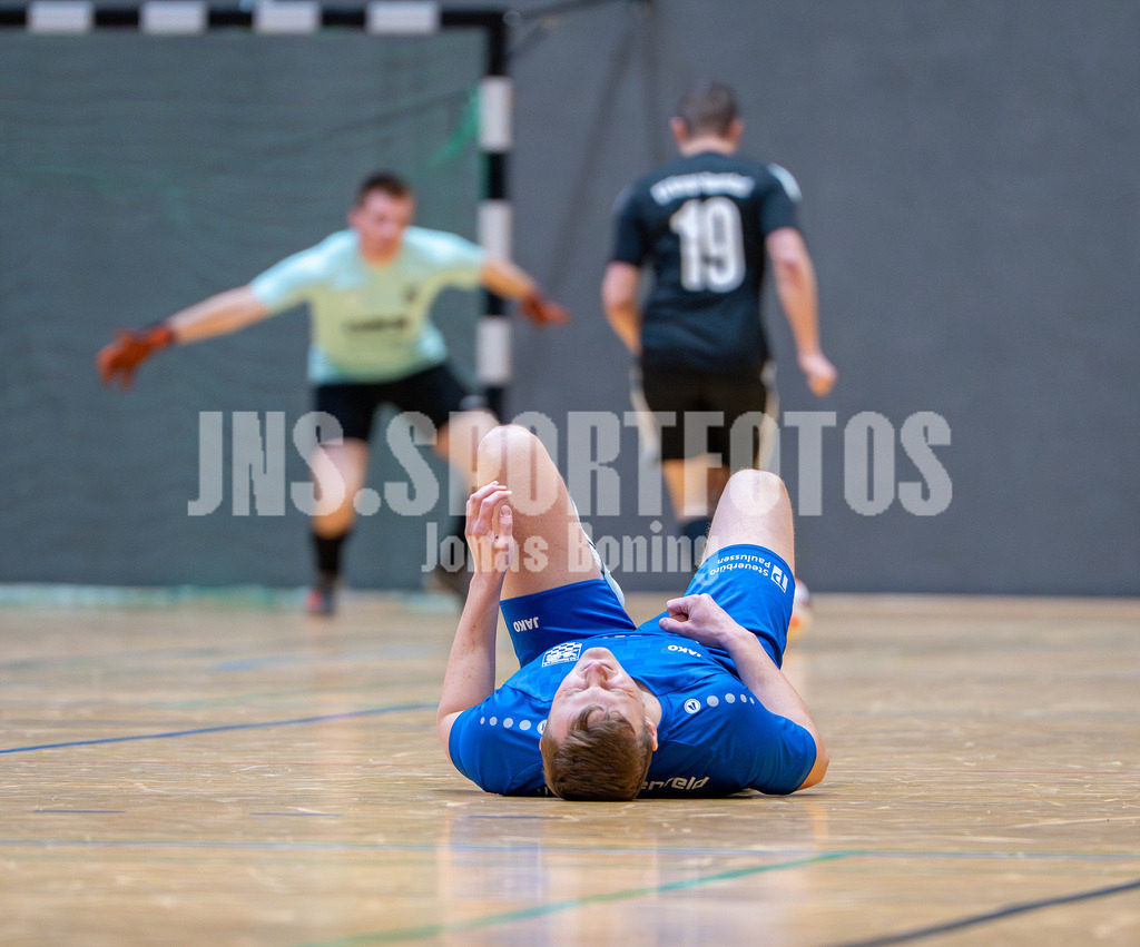 Sportler gegen Hunger I 3. Herren TuS Lutten I 1315 | jns.sportfotos - Realisiert mit Pictrs.com