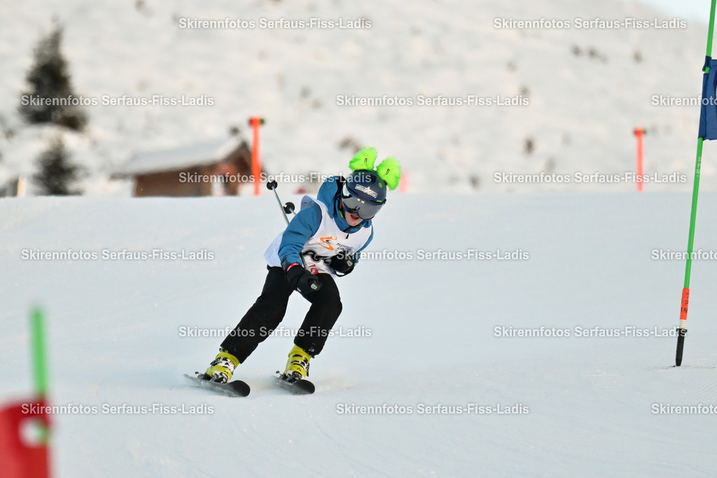 SRS_26.12.2025_0216 | SRS_26.12.2025_0216 - Realisiert mit Pictrs.com