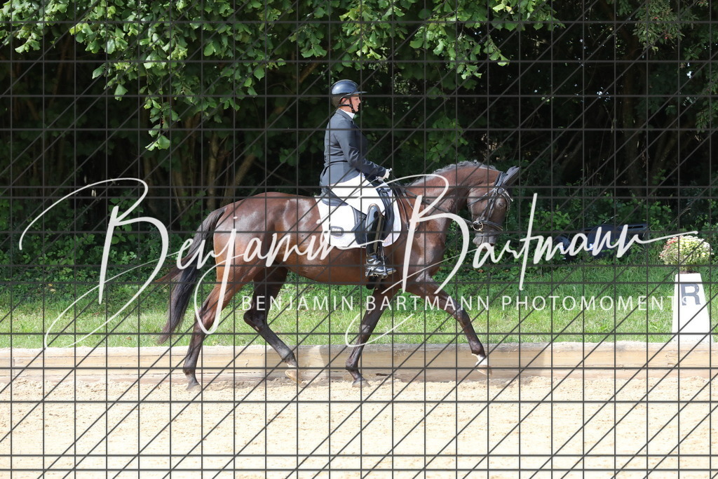 AZ2A2642 | Benjamin Bartmann Photomoments