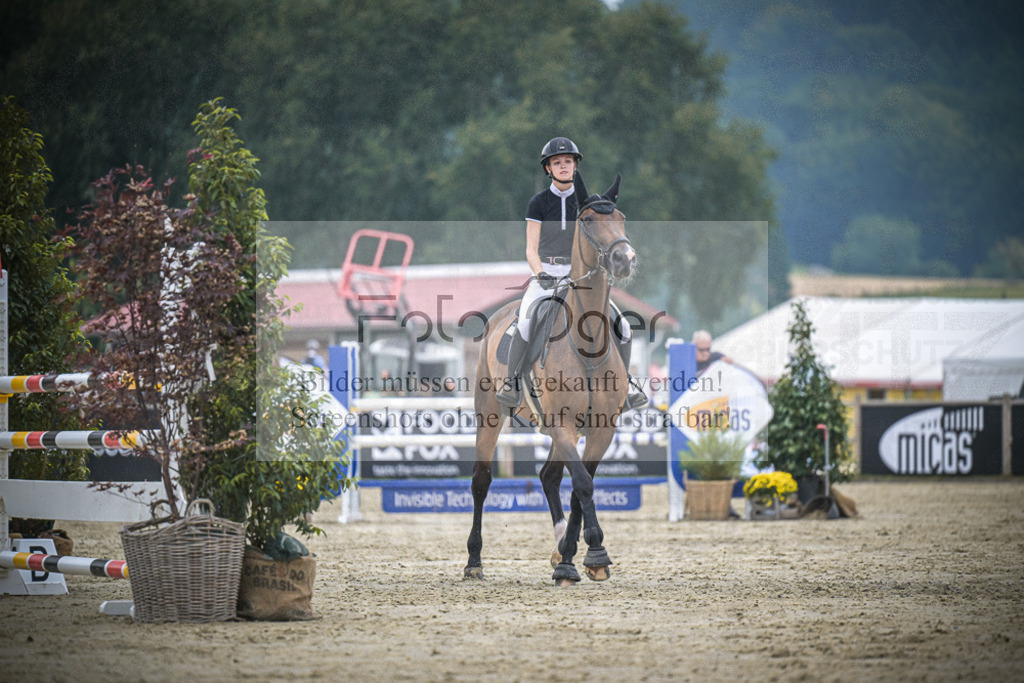 DOS_1672 | Entdecke hochwertige Reitturnierfotos von Foto Oger. Professionell, emotional und authentisch – jetzt Lieblingsmomente im Shop bestellen.Deutschlandweite Turnierfotografie. - Realisiert mit Pictrs.com