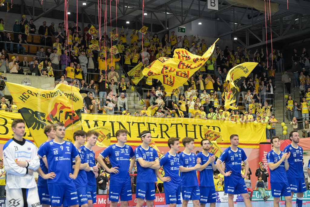 Zug United vs HC Rychenberg - 22. February 2025 | Zug United vs HC RychenbergSporthalle Wankdorf, BernDie HCR-Fan-Wand hinter den Spielern von Zug United.Bild: Sportfotografie Markus Aeschimann | www.markus-aeschimann.ch - Realisiert mit Pictrs.com
