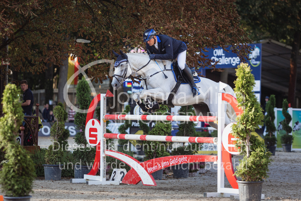 220911_OWLCh_SpkTrophy-747 | Deine schönsten Turniermomente als professionelle Fotos! Entdecke hochwertige Pferdesport-Fotografie im Online-Shop. Jetzt Fotos finden & bestellen!