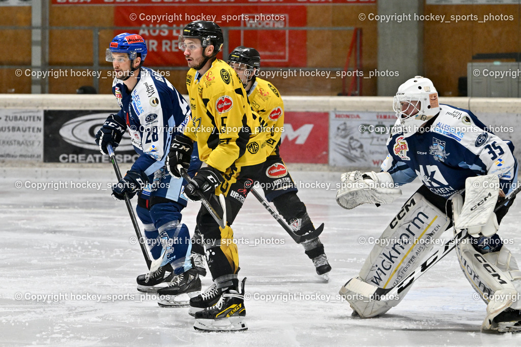 EC Spittal Hornets vs. ESC Steindorf 10.2.2024 | #28 Bacher Stefan, #15 Rossbacher Daniel, #8 Komar Luca, #35 Mayrobnig Marco