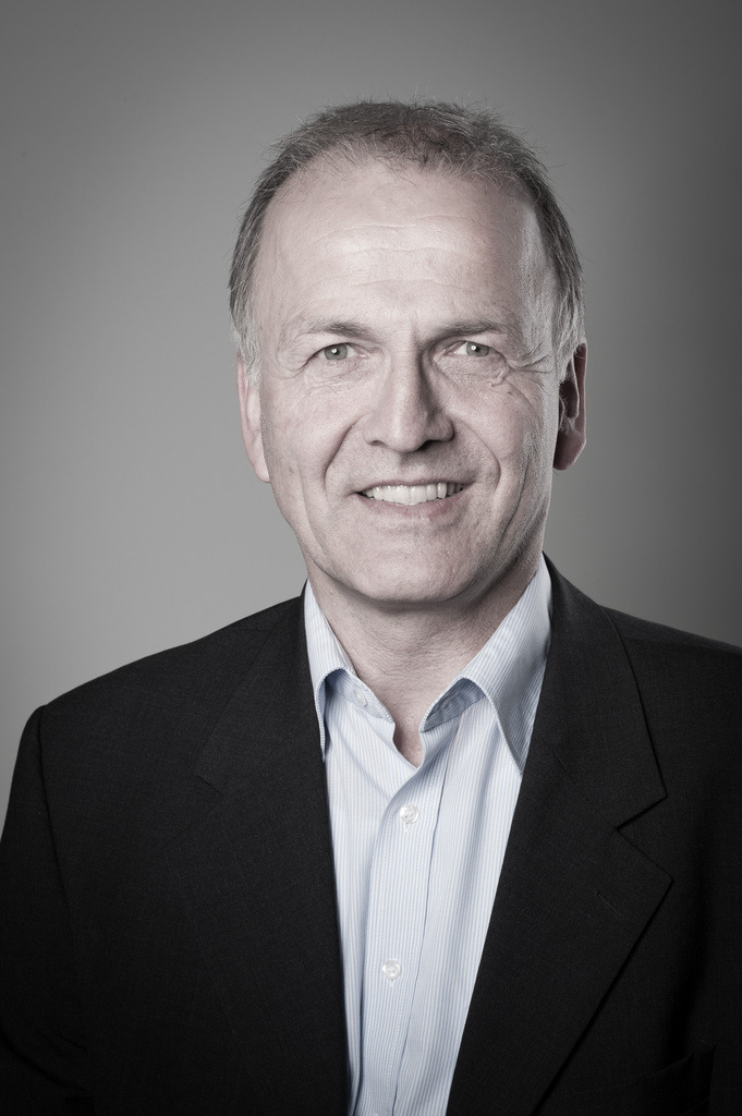 120615ServieGipfel2020_ | Fotograf Köln - Realisiert mit Pictrs.com