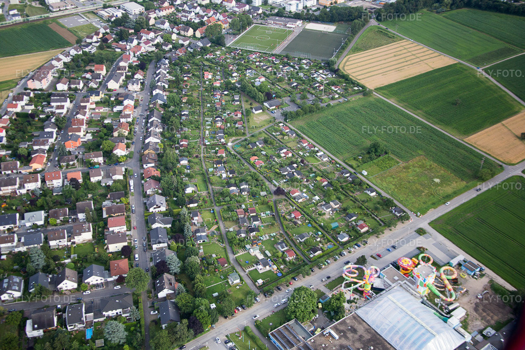 Luftbild: Weinheim-Lützelsachsen, im Ortsteil Lützelsachsen in Weinheim im Bundesland Baden-Württemberg in Deutschland. Foto: IMG_090710.jpg vom 04.07.2016 durch Werner Riehm/FLY-FOTO.de
