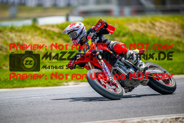 MaZZes_FotoMatrix_230528_3484 | S1+S2