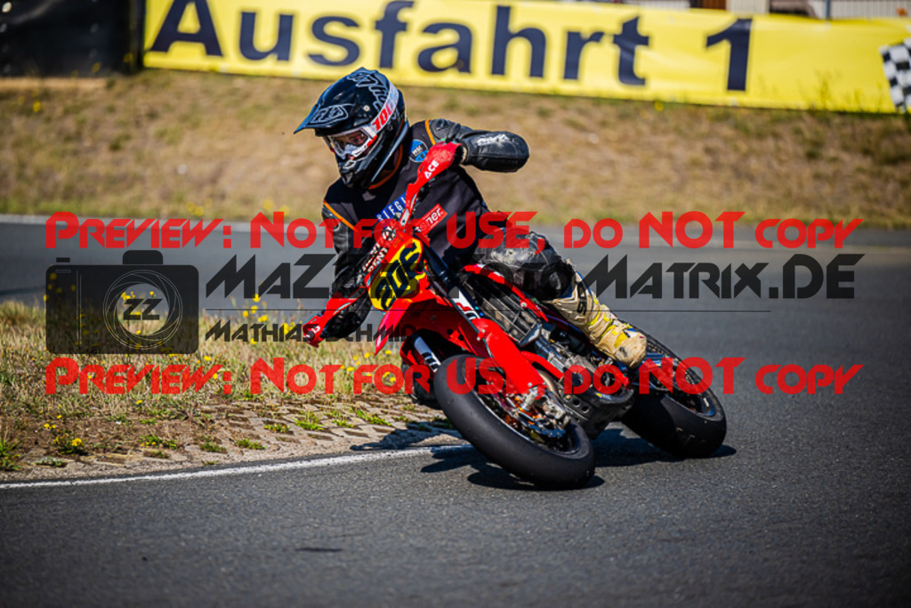 MaZZes_FotoMatrix_220813_1919 | S1