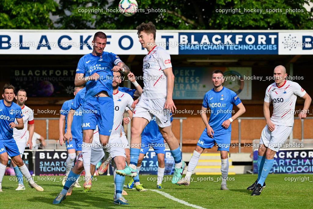 SAK Klagenfurt vs. SVG Bleiburg | #14 Luka Gajic SAK, #17 Patrick Paul Oswaldi SVG Bleiburg, #24 Zoran Vukovic SAK, #7 Hrvoie Jakovljevic SAK, #6 Nikola Tolimir SVG Bleiburg, #15 Marvin Maier, SVG Bleiburg, SAK Klagenfurt vs. SVG Bleiburg, SAK Klagenfurt vs. SVG Bleiburg am 11.05.2024 in Klagenfurt (Sportpark Welzenegg), Austria, (Photo by Bernd Stefan)