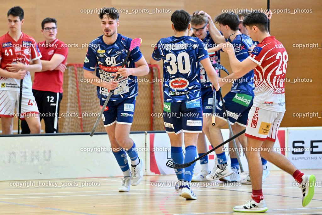 VSV Unihockey vs. KAC Floorball | #60 Thomas Unterweger VSV Unihockey, #30 Christoph Steiner VSV Unihockey, #28 Gabriel Lekas KAC Floorball, VSV Unihockey vs. KAC Floorball, VSV Unihockey vs. KAC Floorball am 12.04.2025 in Villach (Ballspielhalle St. Martin), Austria, (Photo by Bernd Stefan)