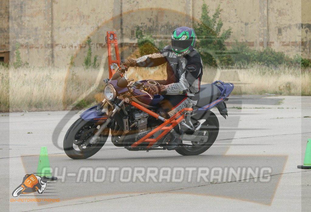 IMG_1783 | gh-motorradtraining-foto.de - Realisiert mit Pictrs.com