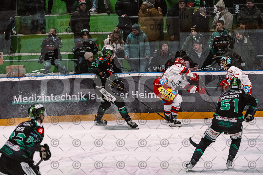 Alligators_vs_Deggendorf_23_01_2026-74 | Höchstadt Alligators Fotogalerie: Eishockey-Action aus Franken. Professionelle Spielfotos, Portraits & Stadionbilder zum Download. Jetzt entdecken! - Realisiert mit Pictrs.com
