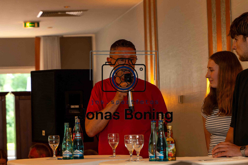 Fußball I E-Junioren I Saison 2025-2026 I OM-Cup Lüsche I Sonntag  I 23269 | jns.sportfotos - Realisiert mit Pictrs.com