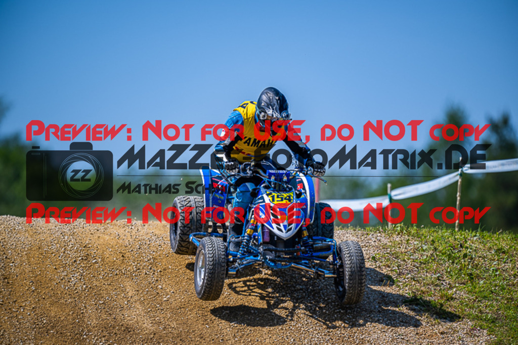 MaZZes_FotoMatrix_230527_3738 | QUAD