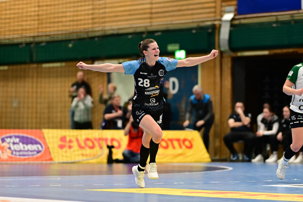 Handball I Frauen I Saison 2024-2025 I 1. HBF I 16. Spieltag I Buxtehuder SV - VfL Oldenburg I 088251 | Der Sportfotograf. - Realisiert mit Pictrs.com