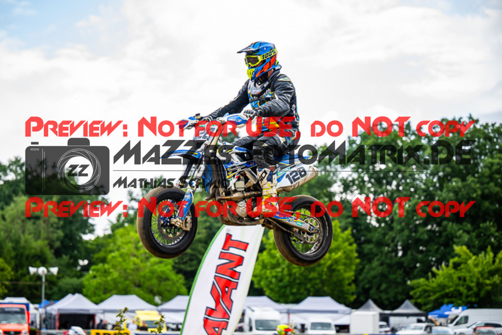 MaZZes_FotoMatrix_230702_0215 | UE40