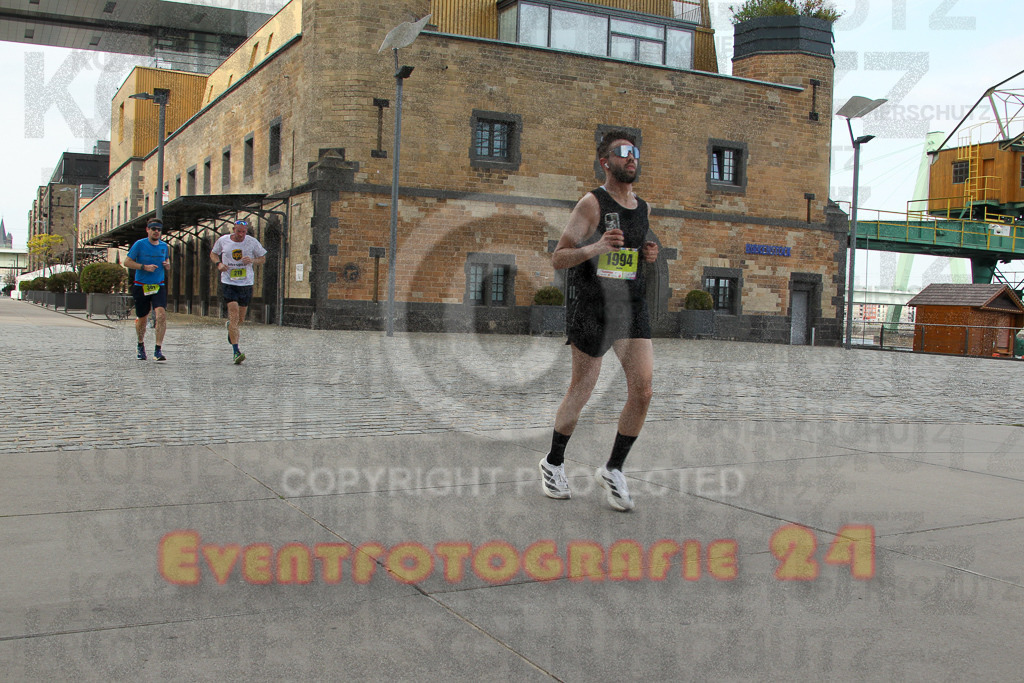 250920_1515_EV4_8300 | Sportfotografie im Rhein-Sieg Kreis, Köln, Bonn, NRW, Rheinland Pfalz, Hessen, etc. Unser Tätigkeitsfeld umfasst den Laufsport vom Volkslauf über den Marathon, Duathlon, Triathon bis zum Ultralauf wie Kölnpfad Ultra oder Schindertrail.