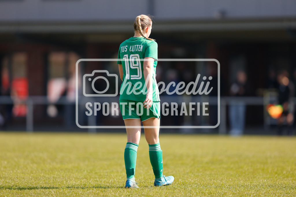 Fußball I Frauen I Saison 2025-2026 I Oberliga Niedersachsen I 17. Spieltag I TuS Lutten - BW Hollage-76 | realhellocedii - Realisiert mit Pictrs.com