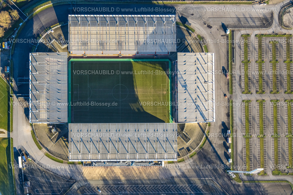 Essen241201667RWE-StadionAnDerHafenstrasse | Luftbild, Fußballstadion an der Hafenstraße des Clubs Rot-Weiss Essen,3. Bundesliga , Essen-Borbeck, Tribünen, ,Essen, Ruhrgebiet, Nordrhein-Westfalen, Deutschland
