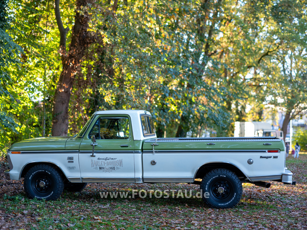 20251018-00336 | Erleben Sie hier die Faszination der klassischen Fahrzeuge in Bildern und lassen sich begeistern! - Realisiert mit Pictrs.com