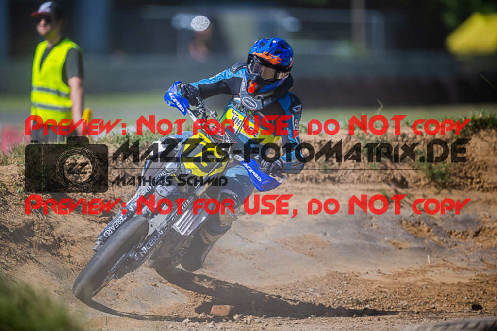 MaZZes_FotoMatrix_220702_4755 | S1