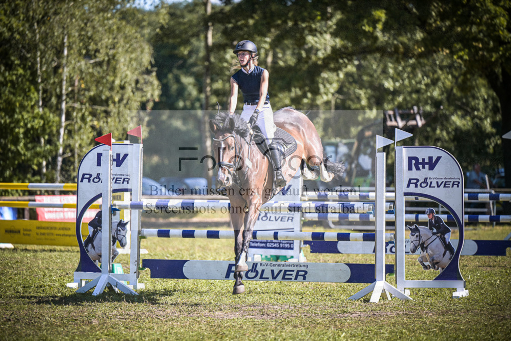 DOS_0077 | Entdecke hochwertige Reitturnierfotos von Foto Oger. Professionell, emotional und authentisch – jetzt Lieblingsmomente im Shop bestellen.Deutschlandweite Turnierfotografie. - Realisiert mit Pictrs.com