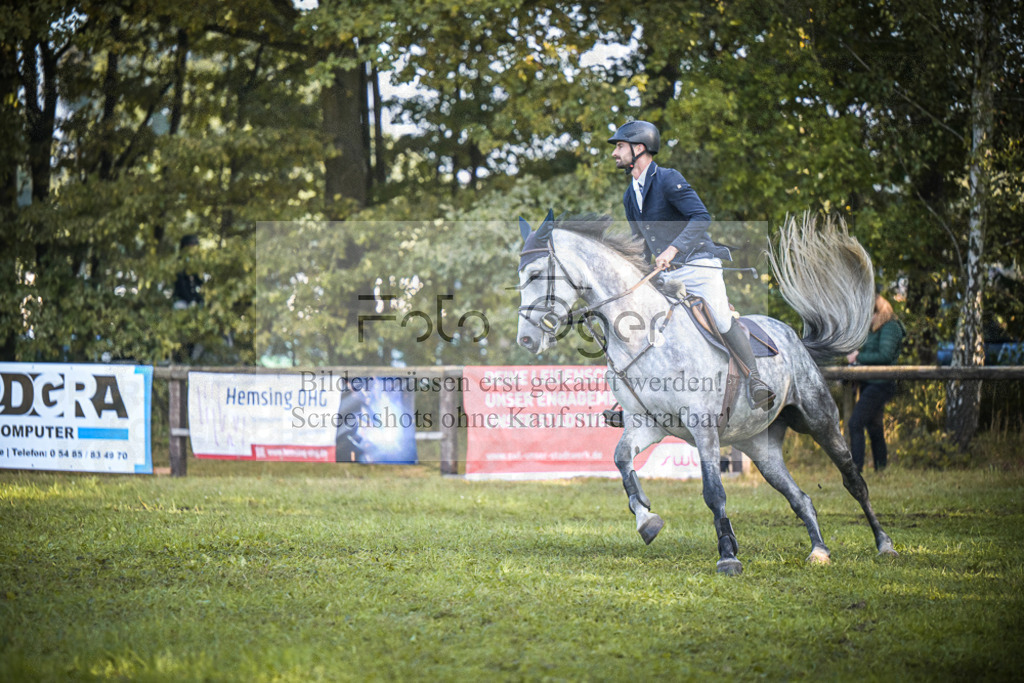 DOS_0847 | Entdecke hochwertige Reitturnierfotos von Foto Oger. Professionell, emotional und authentisch – jetzt Lieblingsmomente im Shop bestellen.Deutschlandweite Turnierfotografie. - Realisiert mit Pictrs.com
