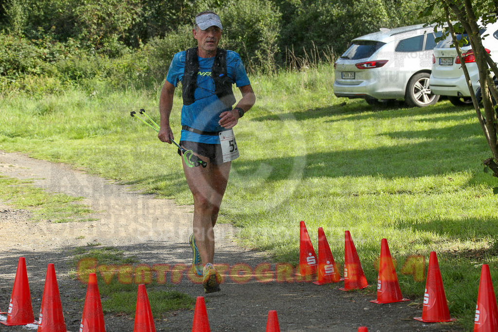 230826_1627_EX1_1581 | Sportfotografie im Rhein-Sieg Kreis, Köln, Bonn, NRW, Rheinland Pfalz, Hessen, etc. Unser Tätigkeitsfeld umfasst den Laufsport vom Volkslauf über den Marathon, Duathlon, Triathon bis zum Ultralauf wie Kölnpfad Ultra oder Schindertrail.