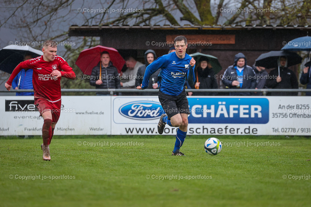 BQ3I5936 | 15.04.2023; kreisliga A Wetzlar; Rasenplatz Niederlemp; SpVgg Lemp - TSV Blasbach; Ergebnis: 0:1 (0:0)